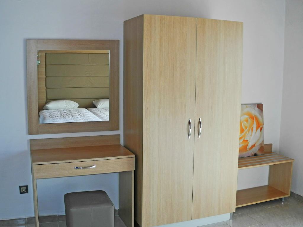 Gardenia Hotel Perissa  Pokój zdjęcie